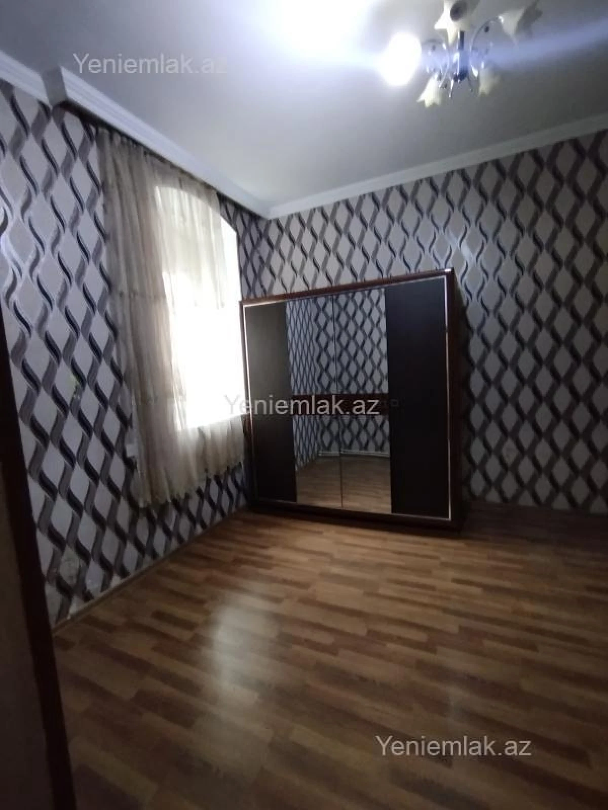 Satılır 2 otaqlı həyət evi 65 m²