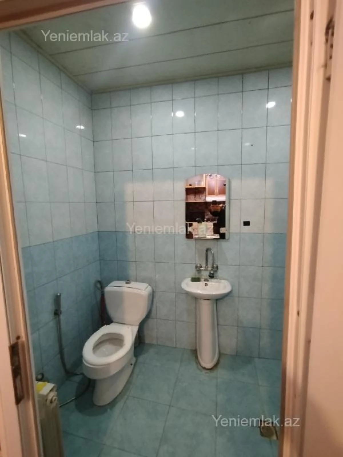 Satılır 2 otaqlı həyət evi 65 m²