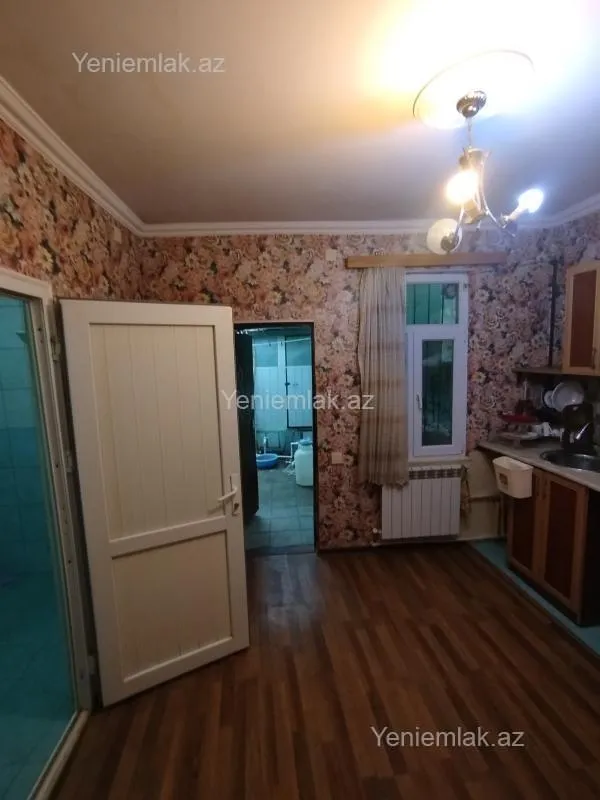 Satılır 2 otaqlı həyət evi 65 m²