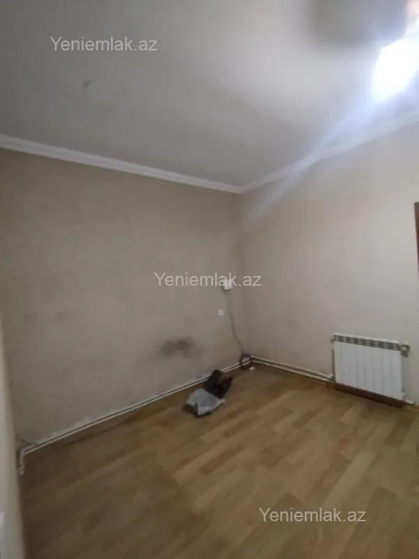 Satılır 2 otaqlı həyət evi 65 m²