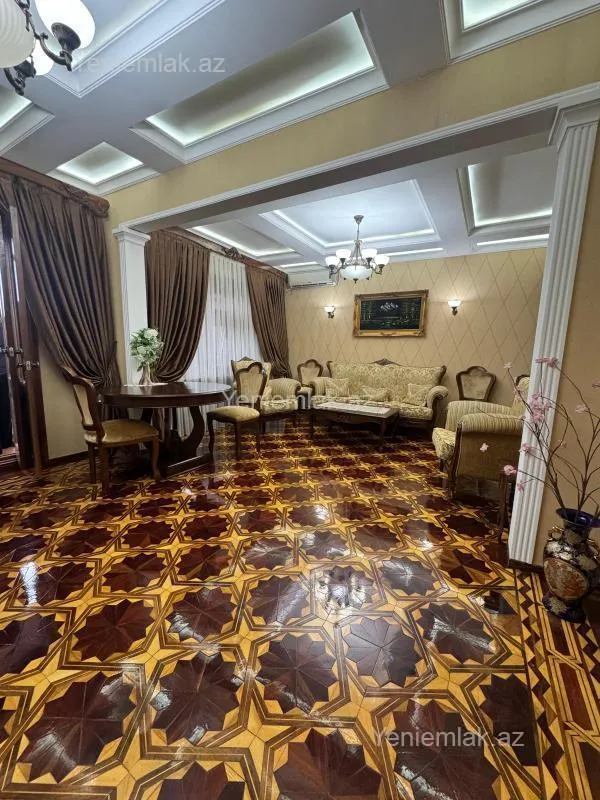 Satılır 3 otaqlı köhnə tikili 110 m²