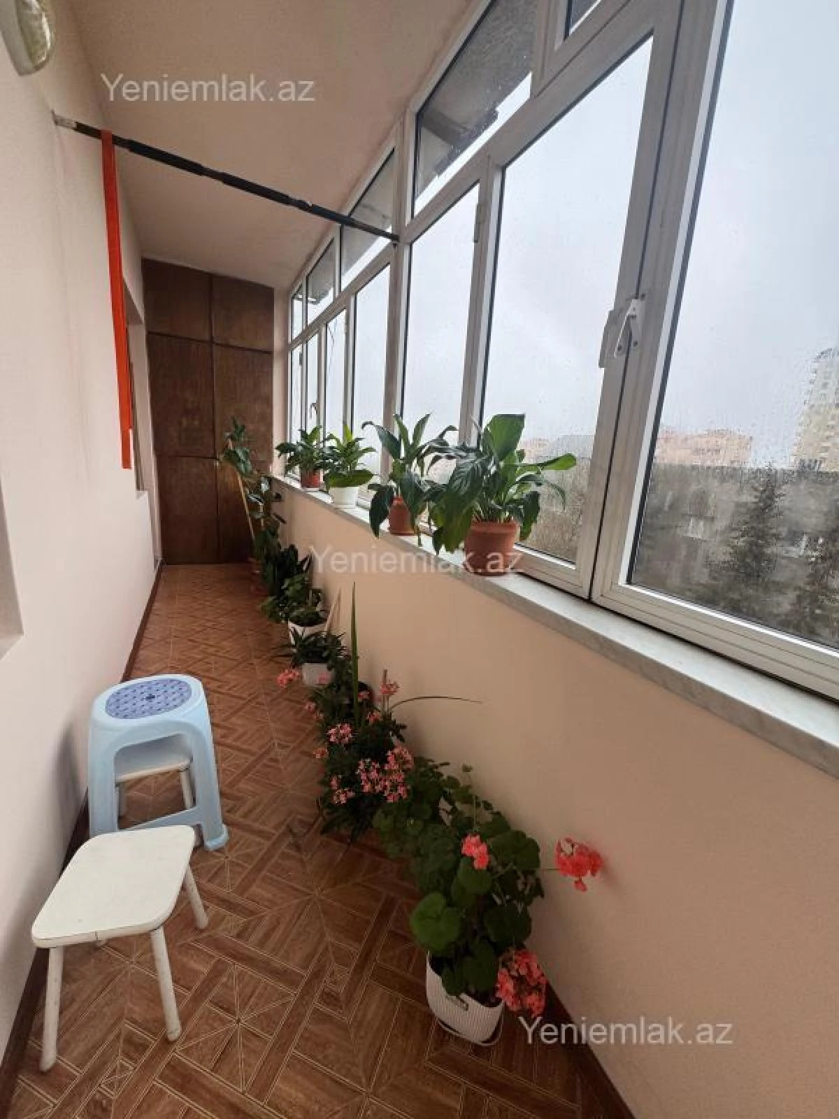 Satılır 3 otaqlı köhnə tikili 110 m²