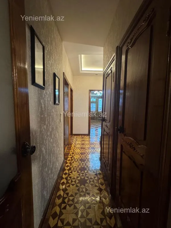 Satılır 3 otaqlı köhnə tikili 110 m²