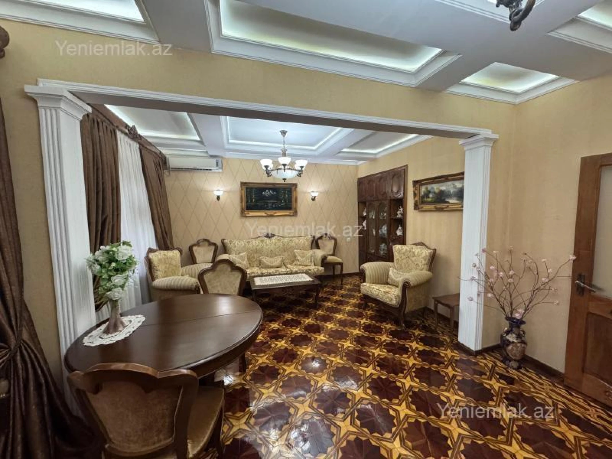 Satılır 3 otaqlı köhnə tikili 110 m²