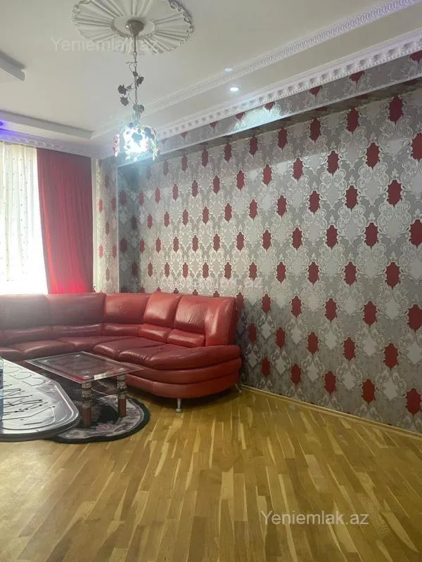 Satılır 3 otaqlı yeni tikili 95 m²