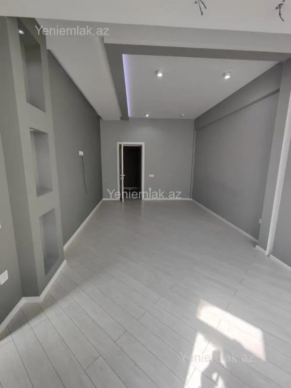 Satılır 2 otaqlı yeni tikili 65 m²