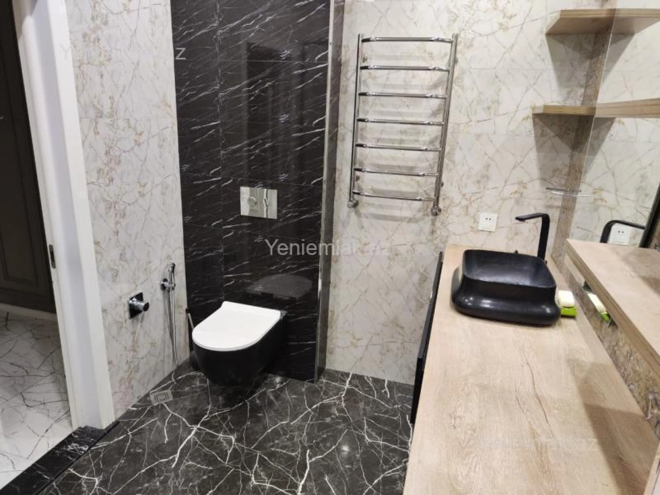 Satılır 2 otaqlı yeni tikili 65 m²