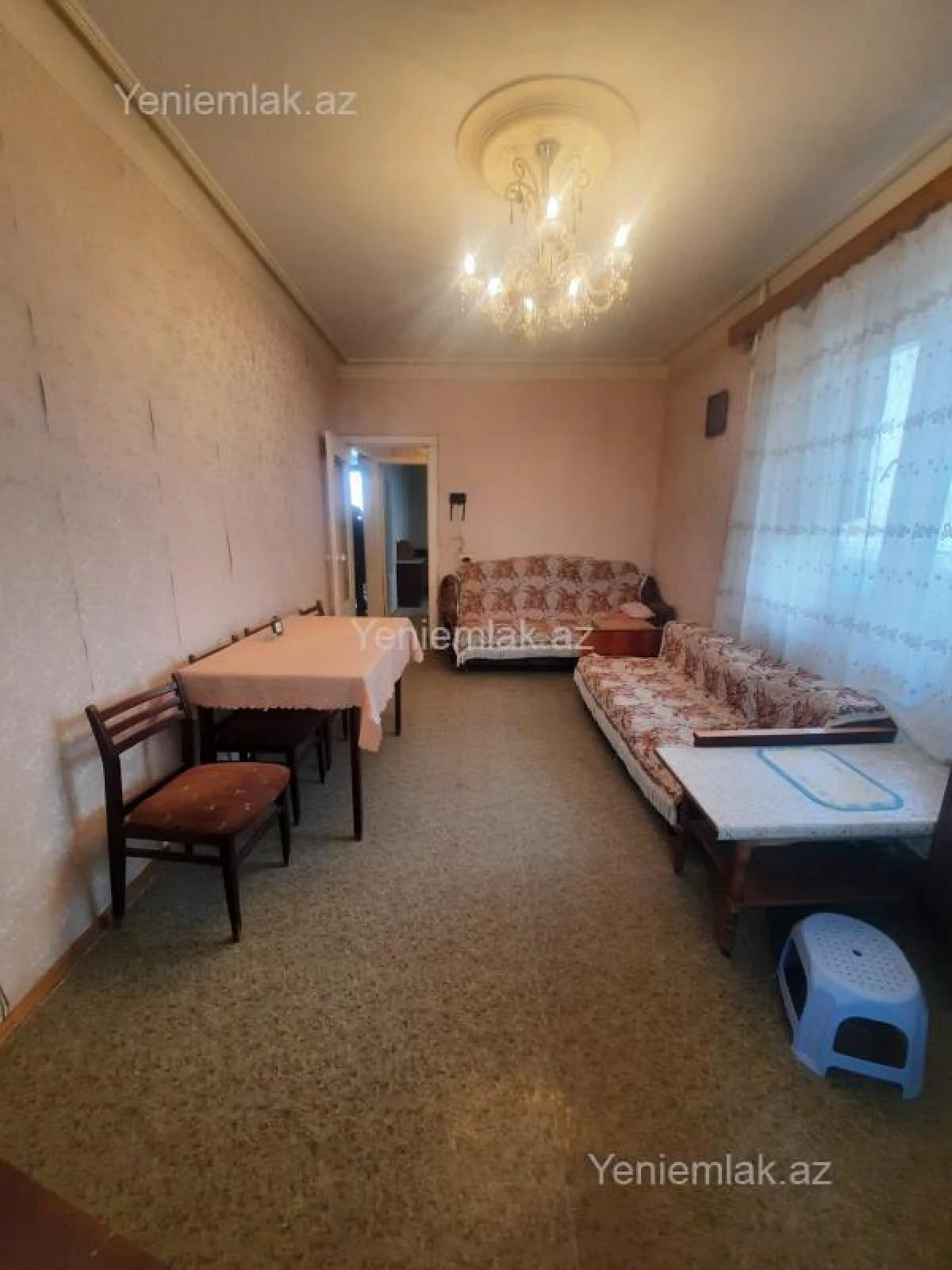 Satılır 2 otaqlı köhnə tikili 60 m²