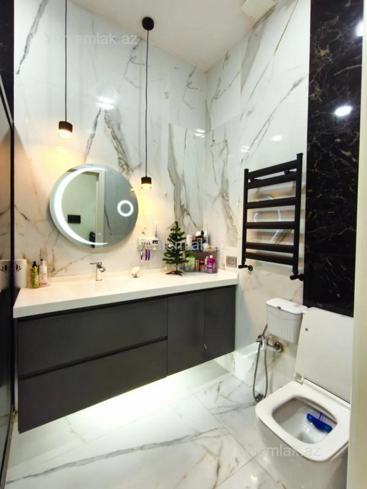 Satılır 3 otaqlı yeni tikili 100 m²