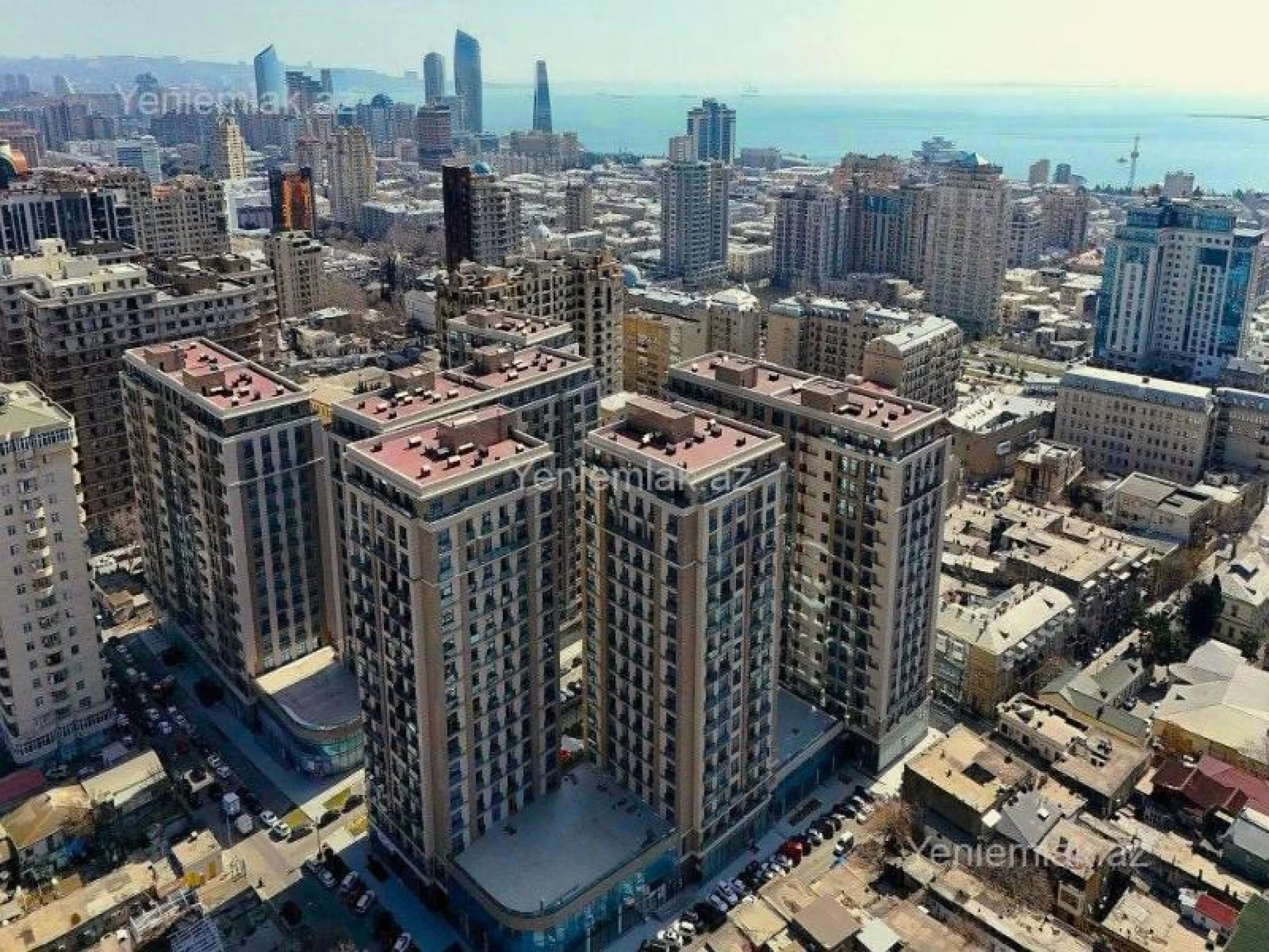 Satılır 3 otaqlı yeni tikili 100 m²