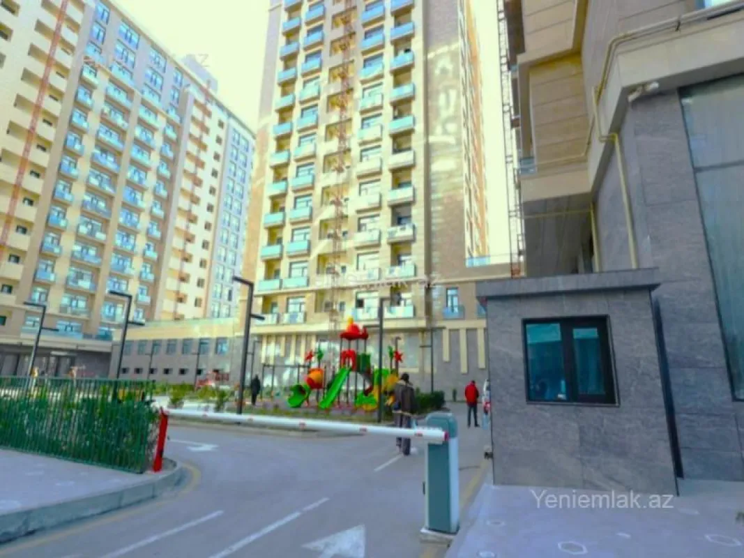 Satılır 3 otaqlı yeni tikili 100 m²