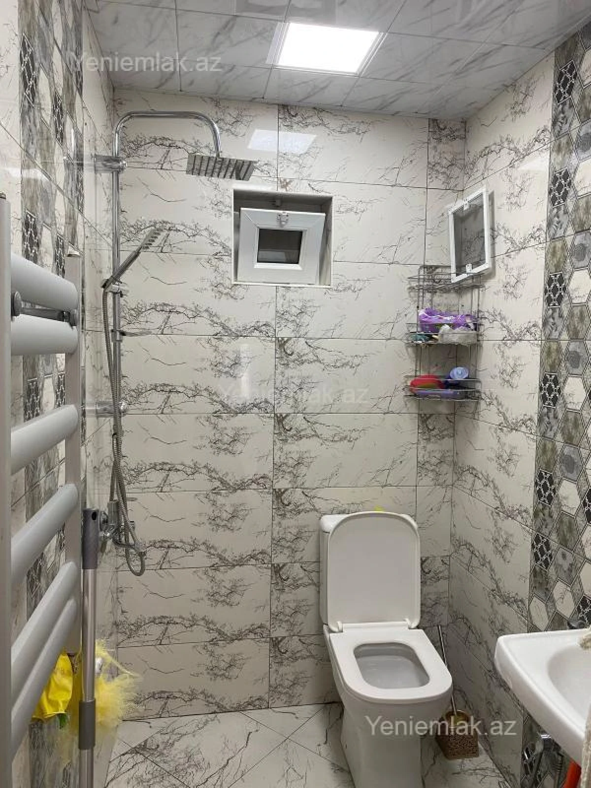 Satılır 5 otaqlı həyət evi 160 m²