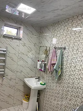 Satılır 5 otaqlı həyət evi 160 m²