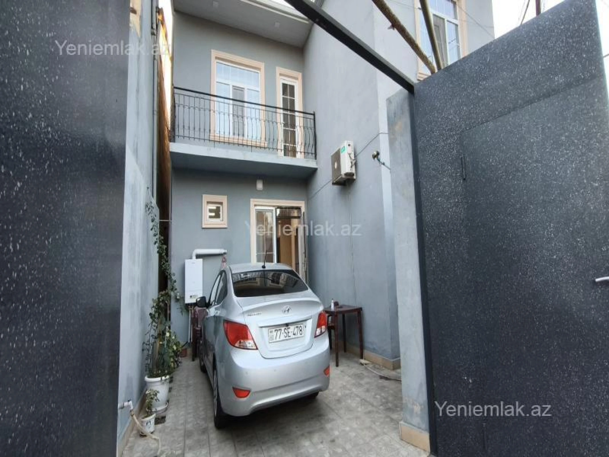 Satılır 5 otaqlı həyət evi 160 m²