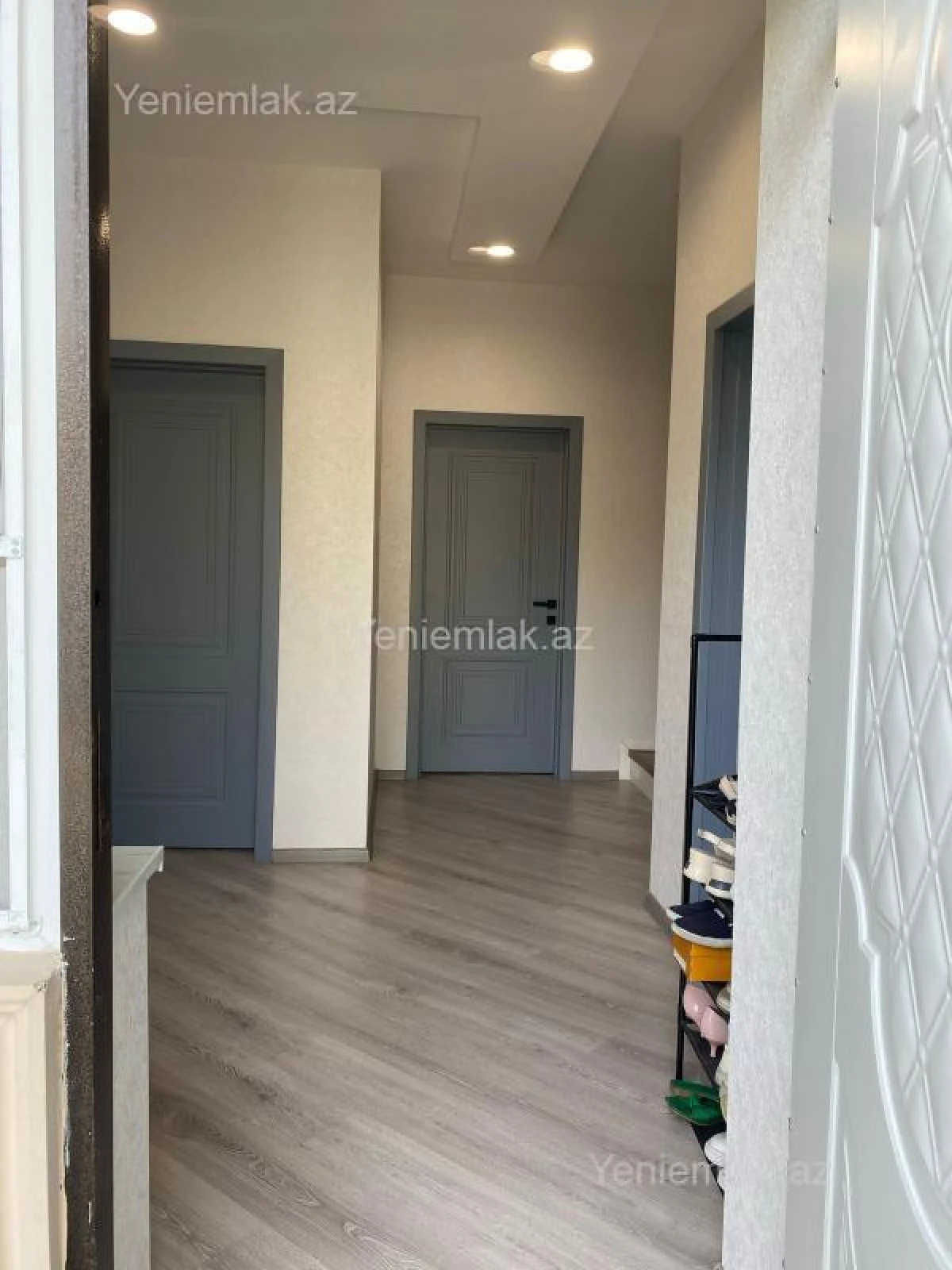 Satılır 5 otaqlı həyət evi 160 m²