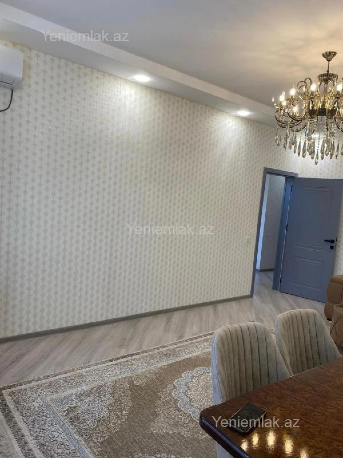 Satılır 5 otaqlı həyət evi 160 m²