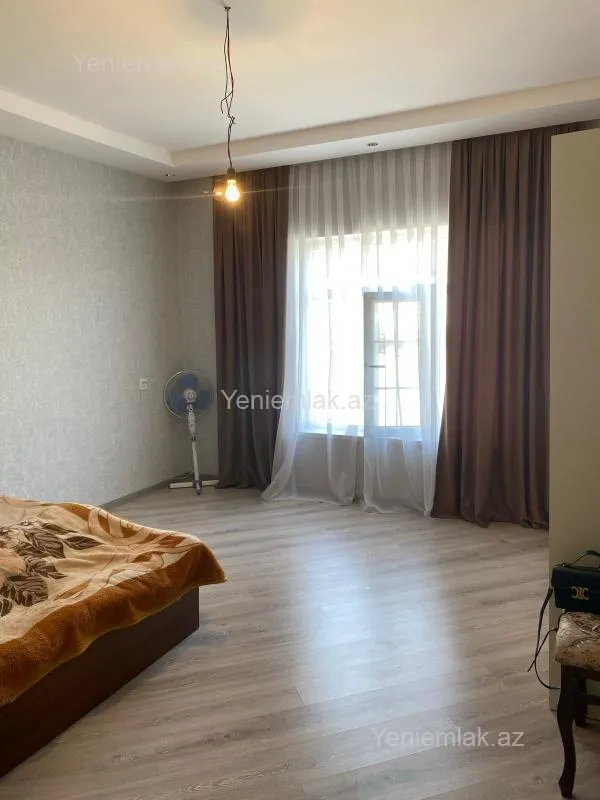Satılır 5 otaqlı həyət evi 160 m²