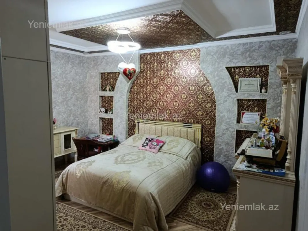 Satılır 4 otaqlı həyət evi 125 m²