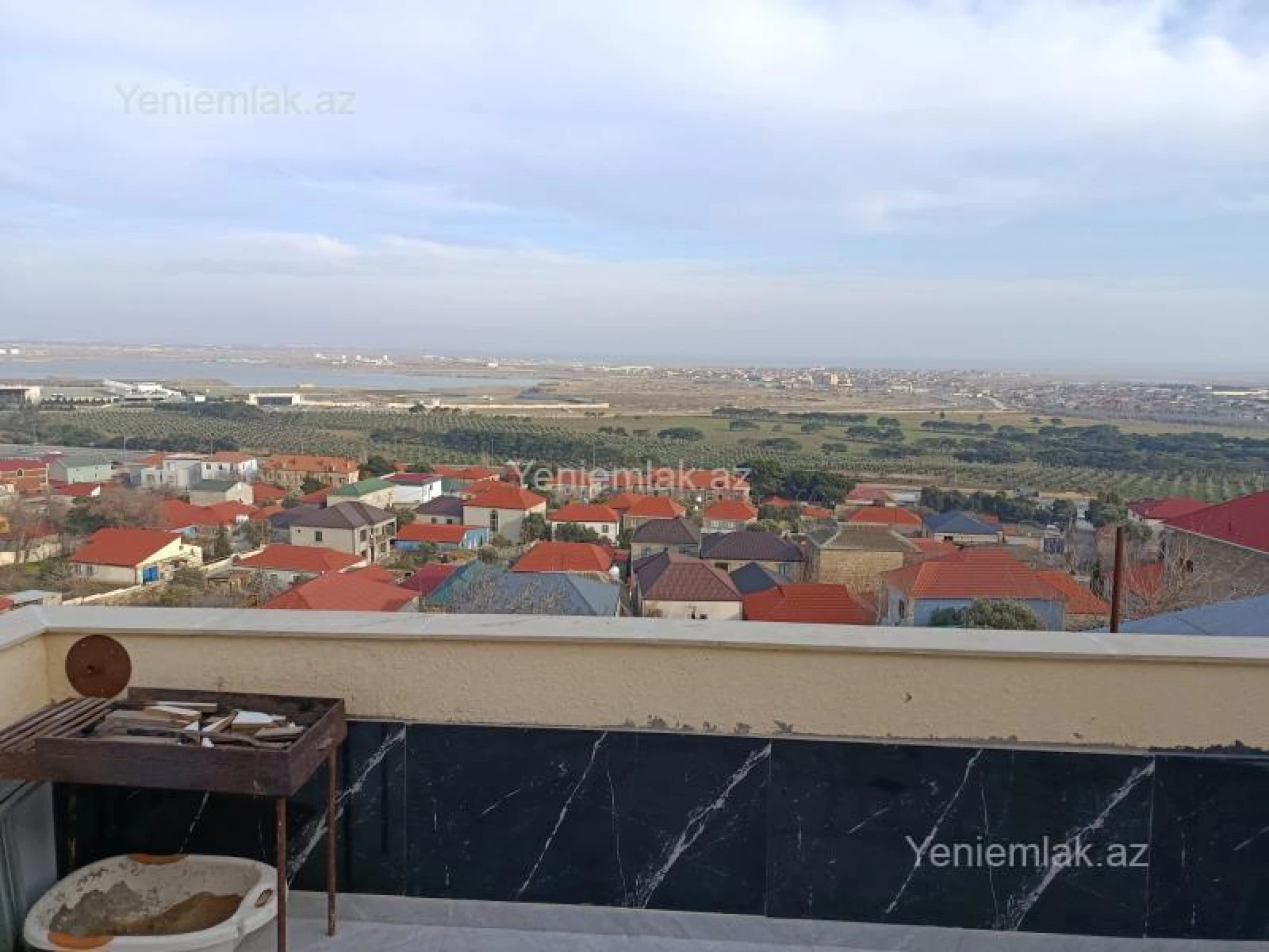Satılır 4 otaqlı həyət evi 125 m²