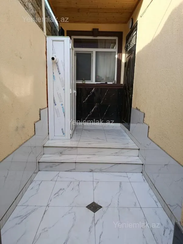Satılır 4 otaqlı həyət evi 125 m²