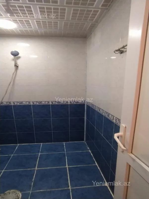 Satılır 2 otaqlı köhnə tikili 40 m²