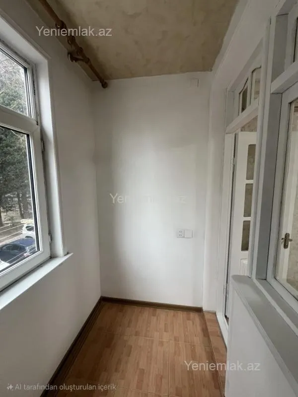 Satılır 2 otaqlı köhnə tikili 55 m²