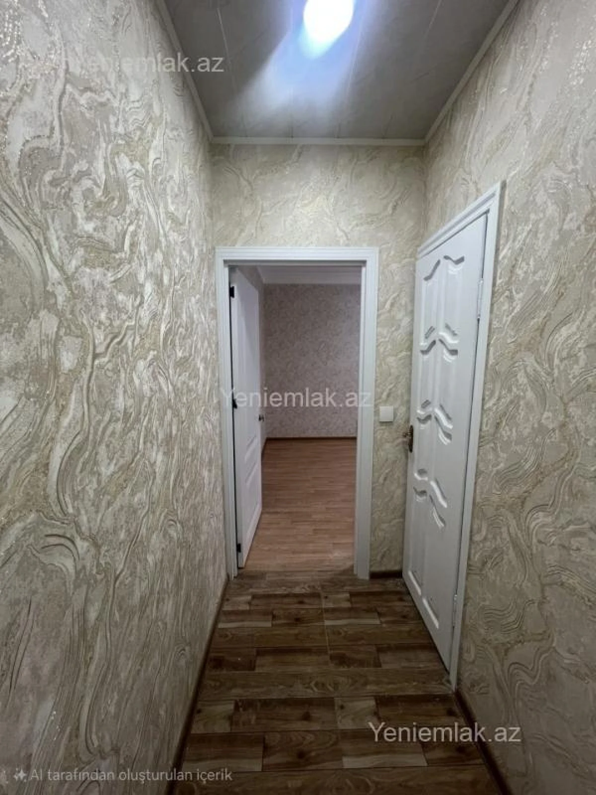 Satılır 2 otaqlı köhnə tikili 55 m²