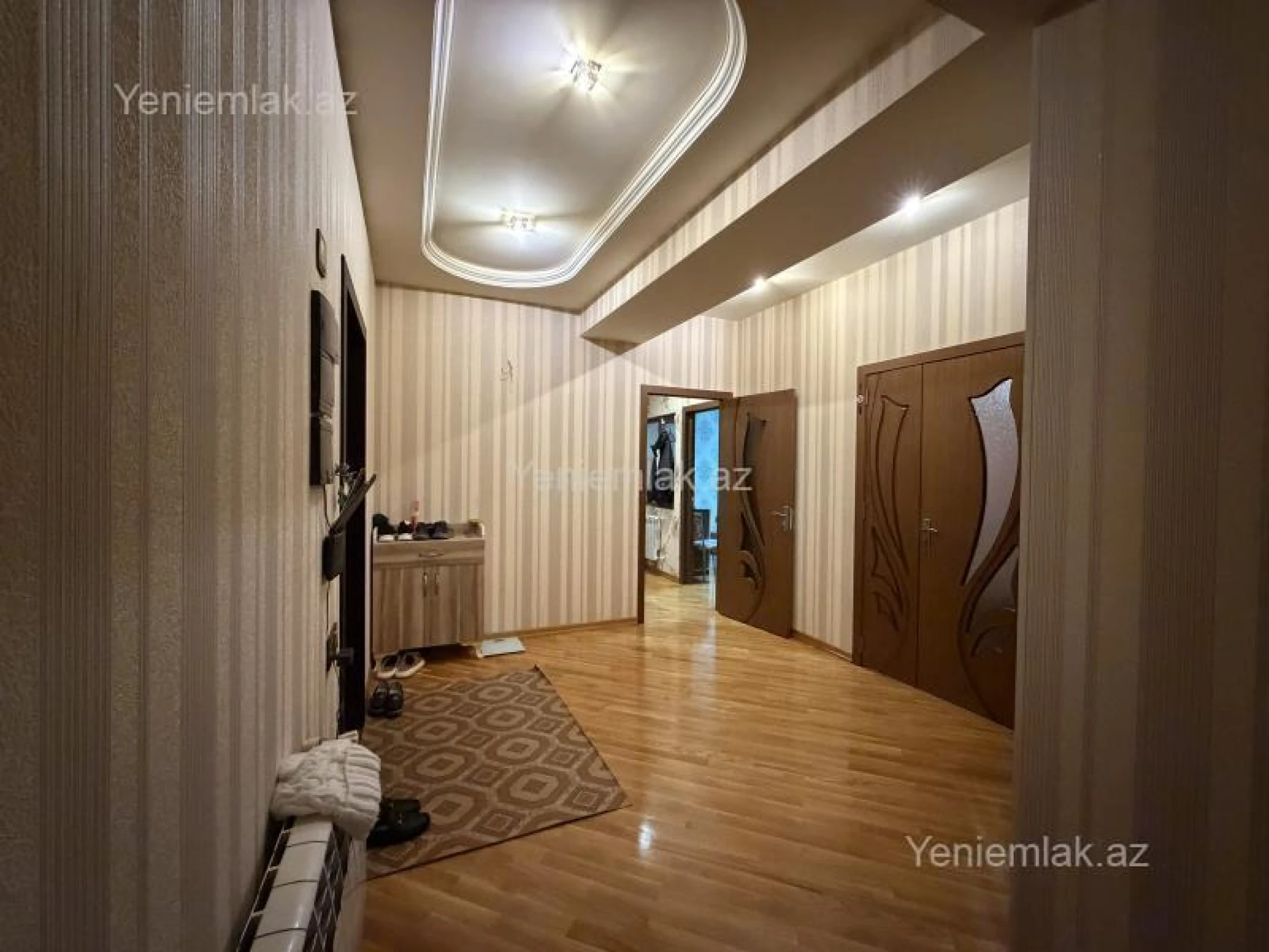 Satılır 3 otaqlı yeni tikili 90 m²