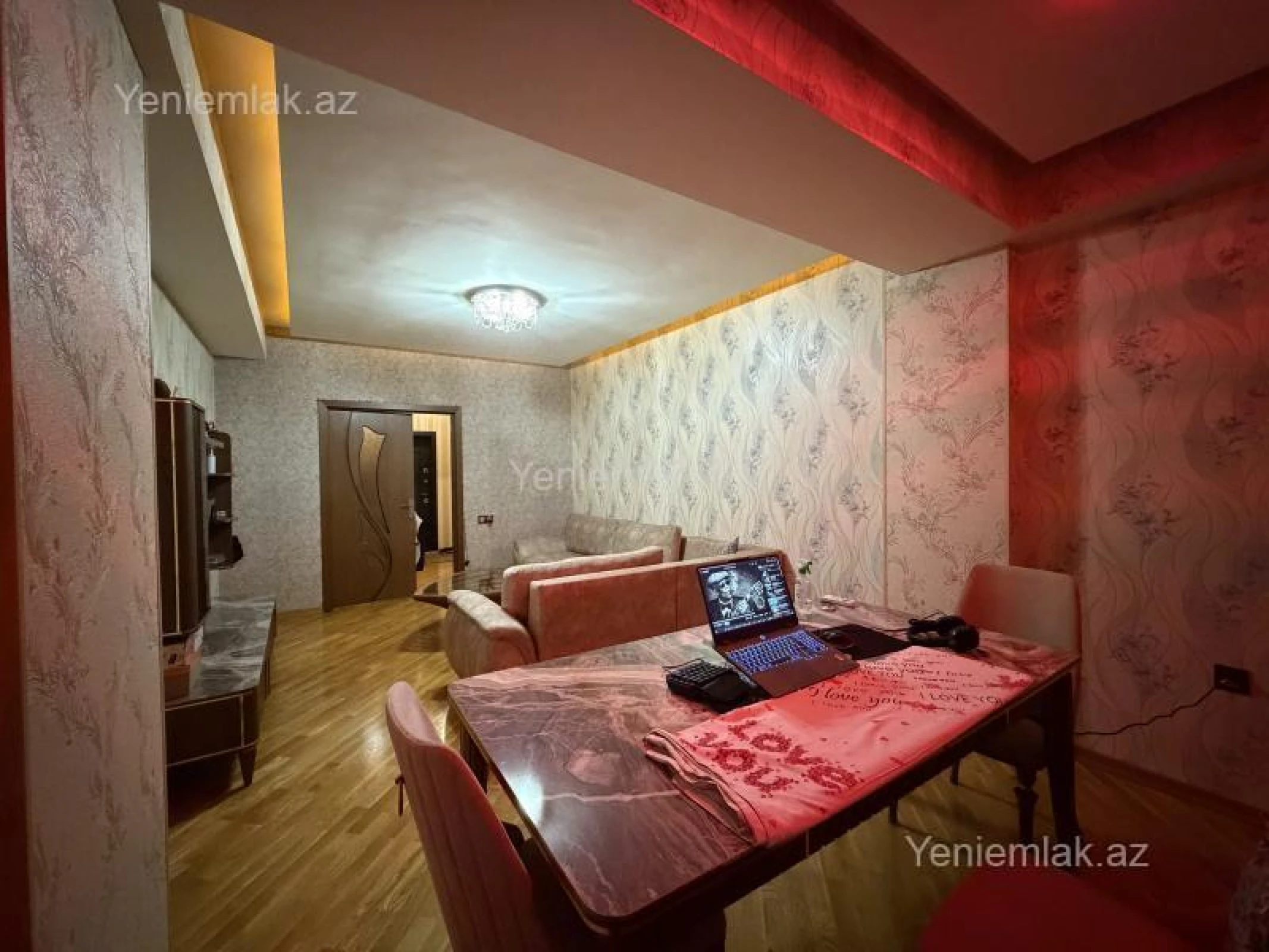 Satılır 3 otaqlı yeni tikili 90 m²