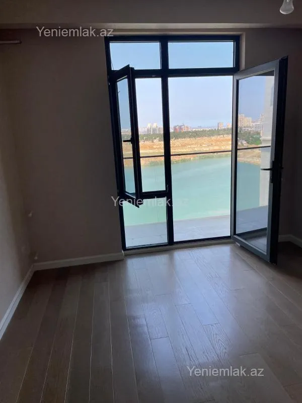 Satılır 3 otaqlı yeni tikili 72 m²