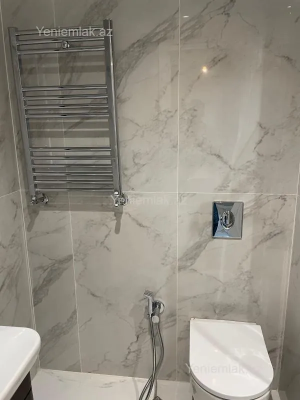 Satılır 3 otaqlı yeni tikili 72 m²