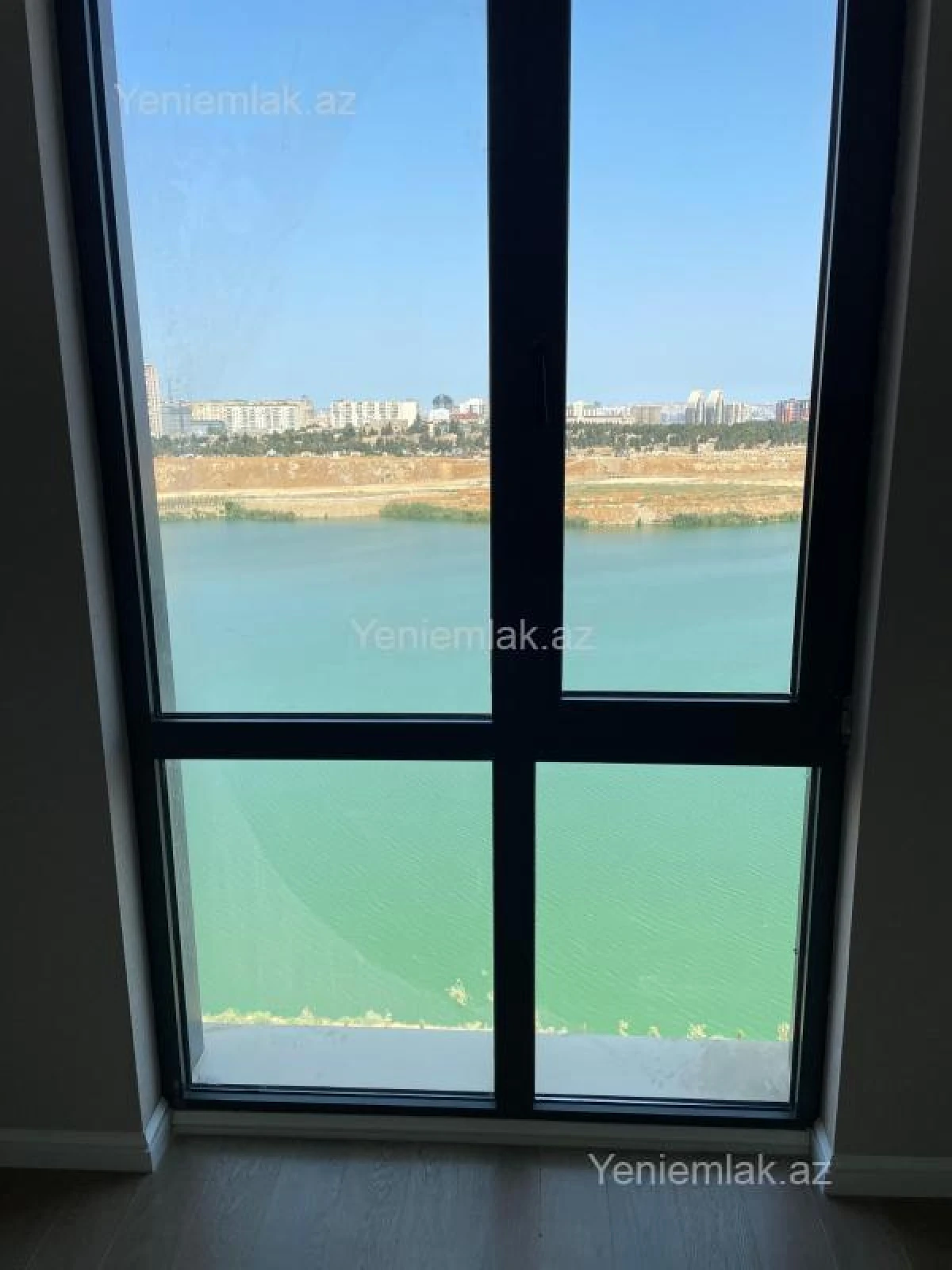 Satılır 3 otaqlı yeni tikili 72 m²