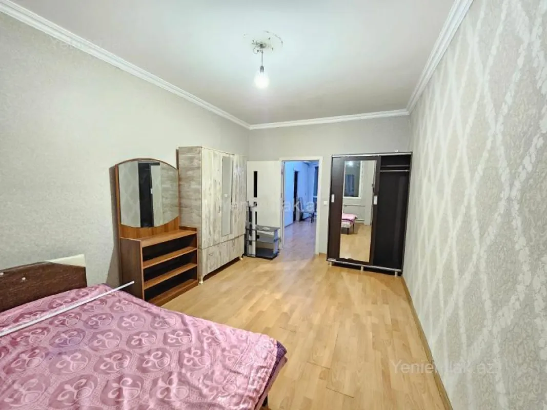 Satılır 3 otaqlı köhnə tikili 60 m²
