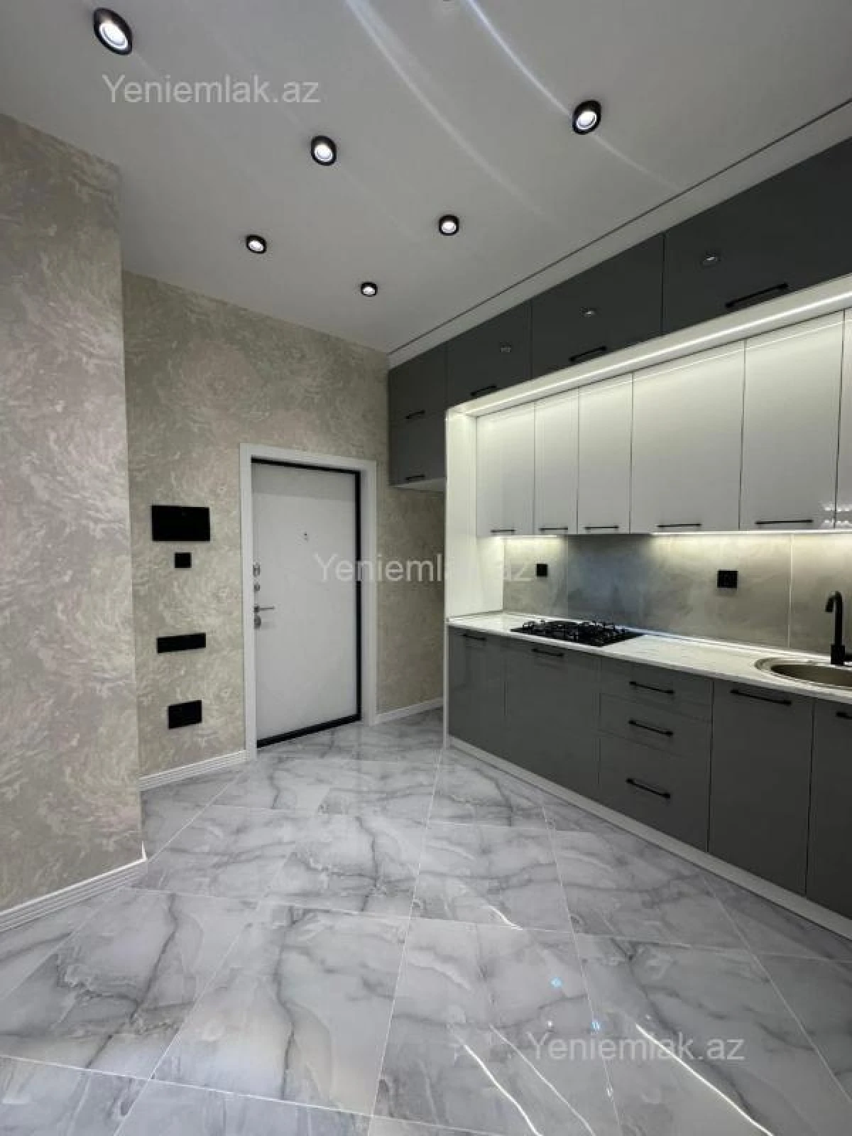 Satılır 2 otaqlı yeni tikili 63 m²