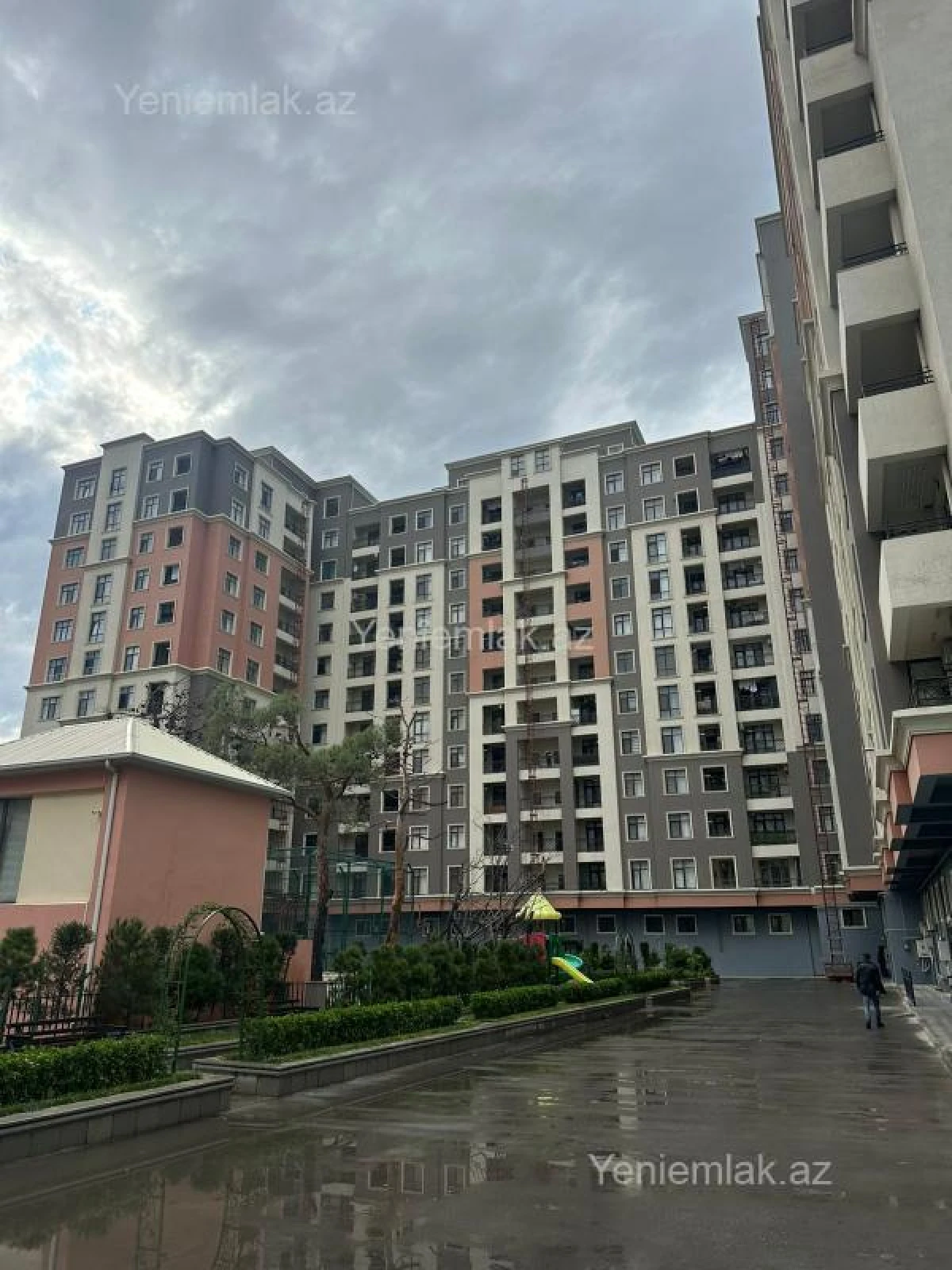 Satılır 2 otaqlı yeni tikili 63 m²