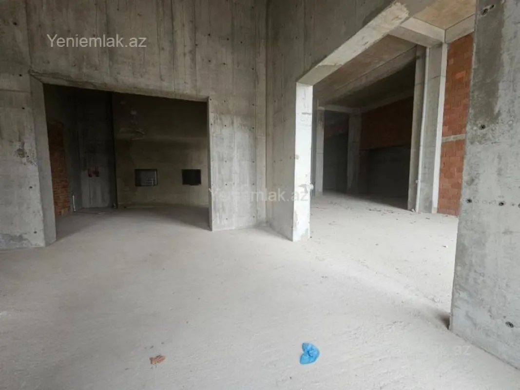 Satılır 2 otaqlı obyekt 208 m²