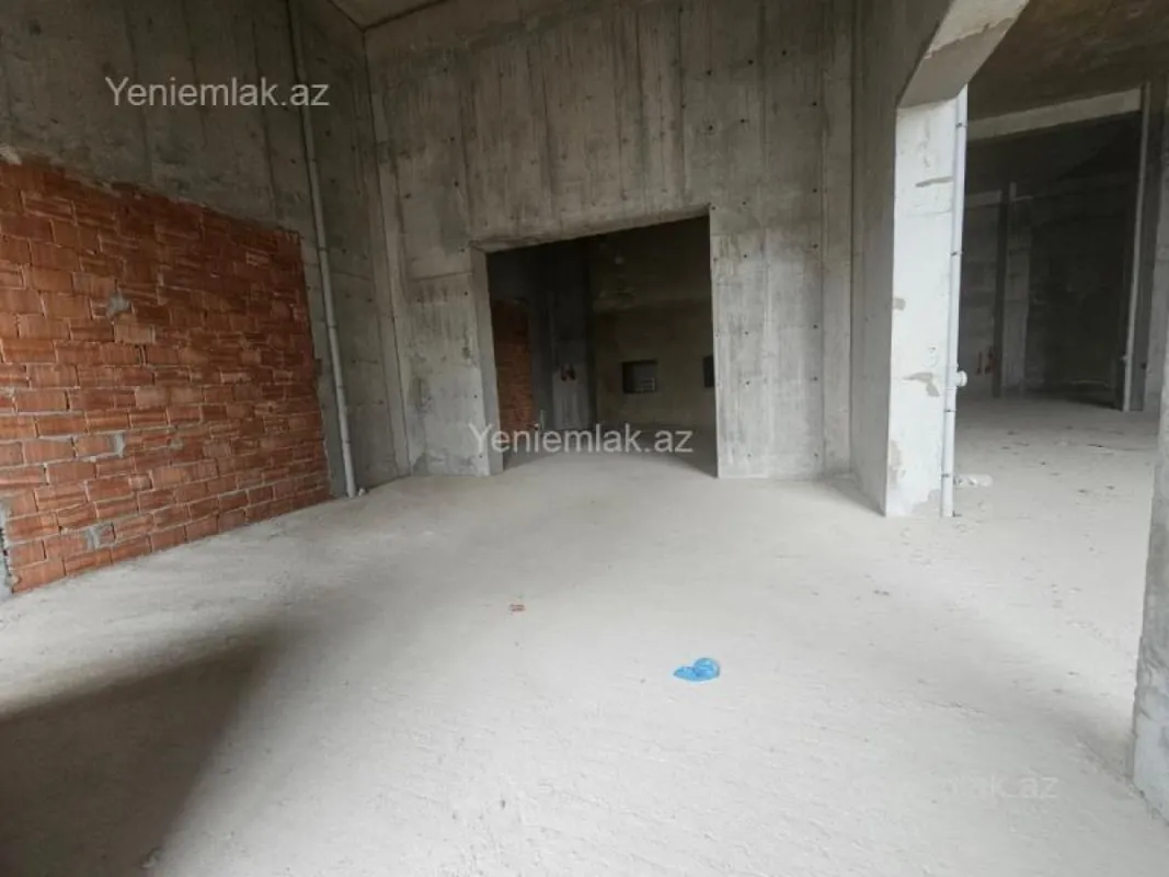 Satılır 2 otaqlı obyekt 208 m²