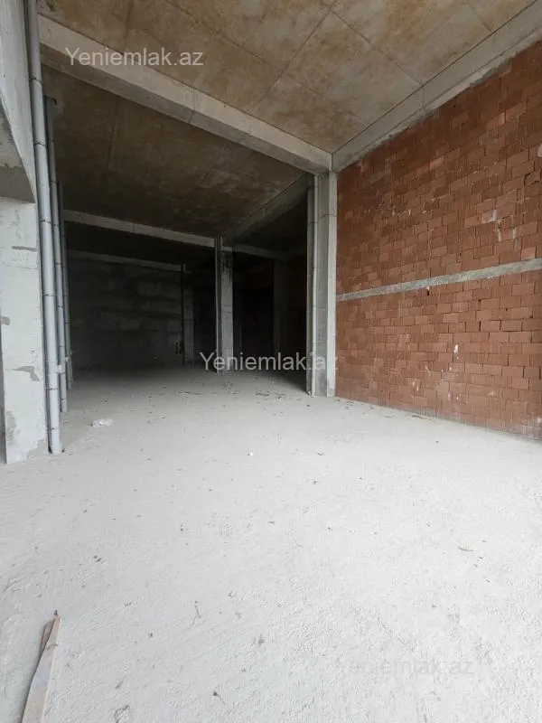 Satılır 2 otaqlı obyekt 208 m²