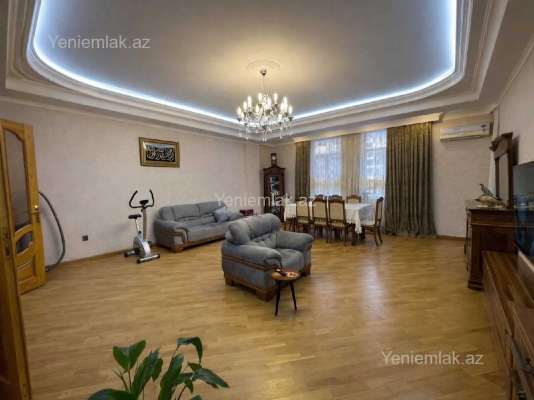 Satılır 3 otaqlı yeni tikili 170 m²