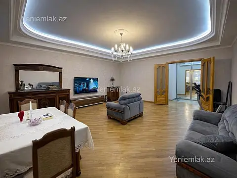 Satılır 3 otaqlı yeni tikili 170 m²