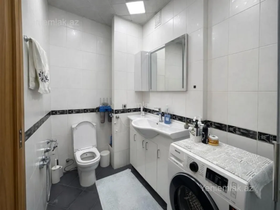 Satılır 3 otaqlı yeni tikili 170 m²