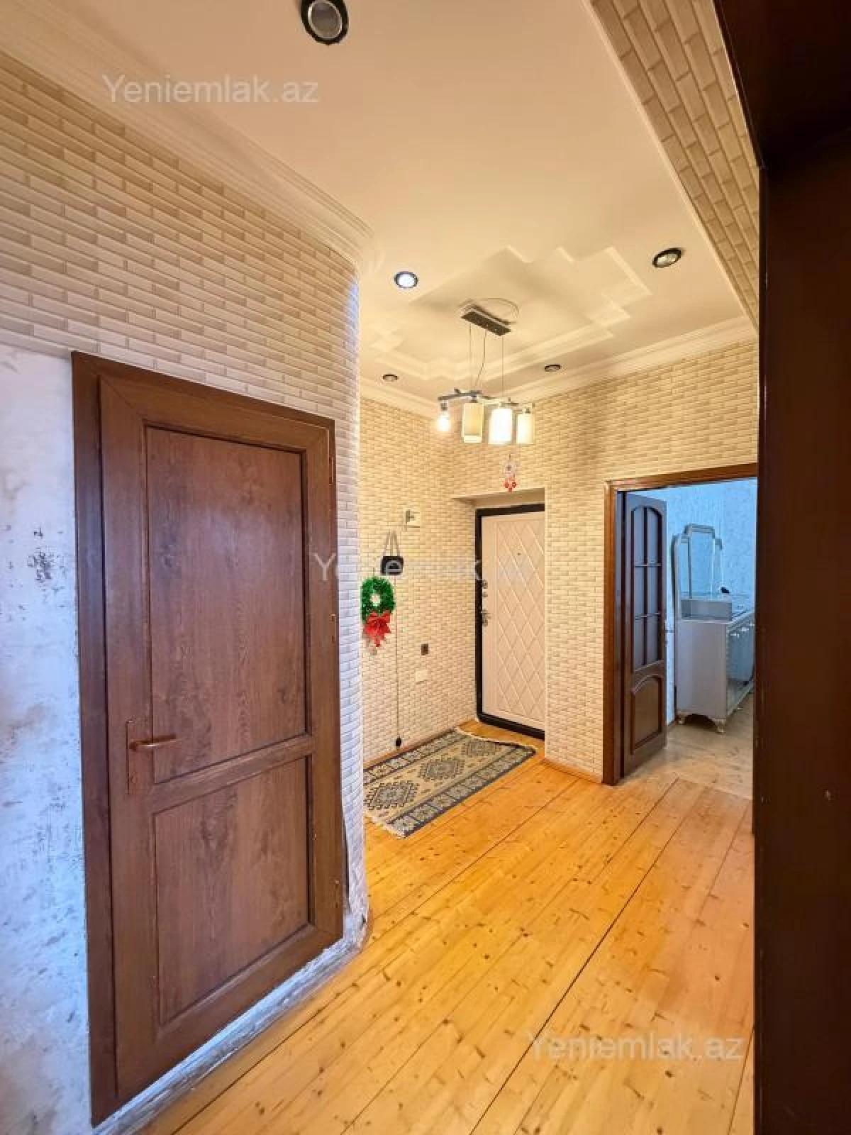 Satılır 2 otaqlı yeni tikili 76 m²