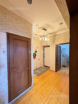 Satılır 2 otaqlı yeni tikili 76 m²