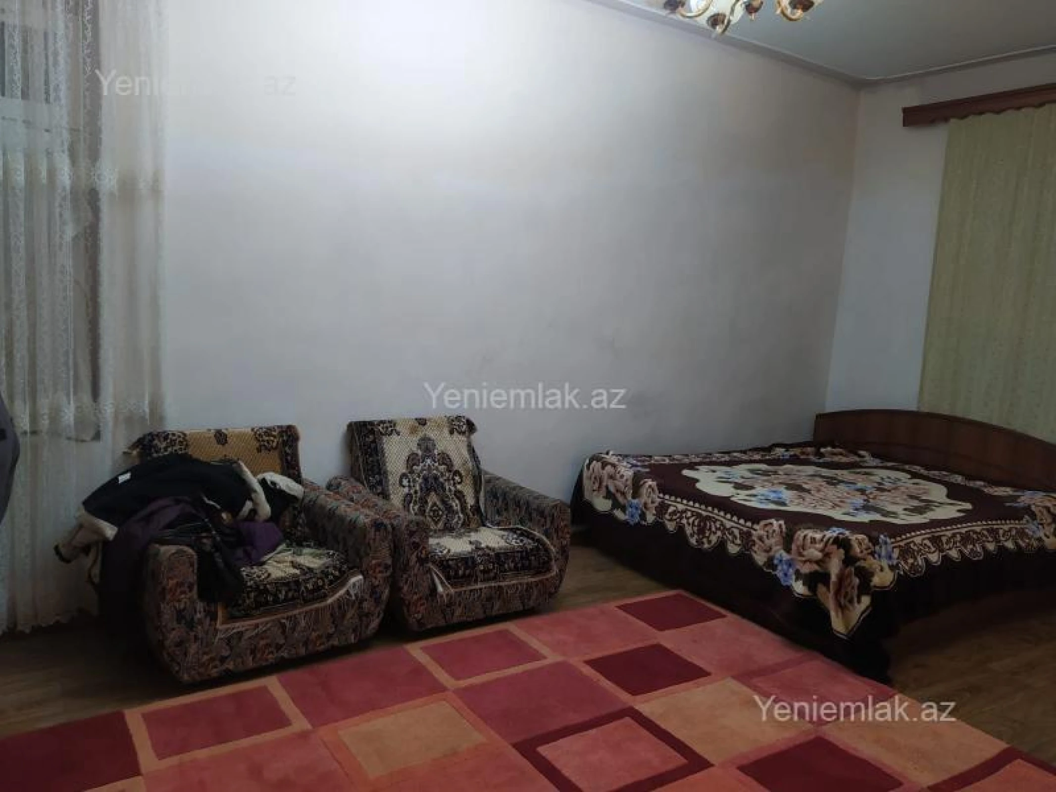 Satılır 2 otaqlı köhnə tikili 40 m²