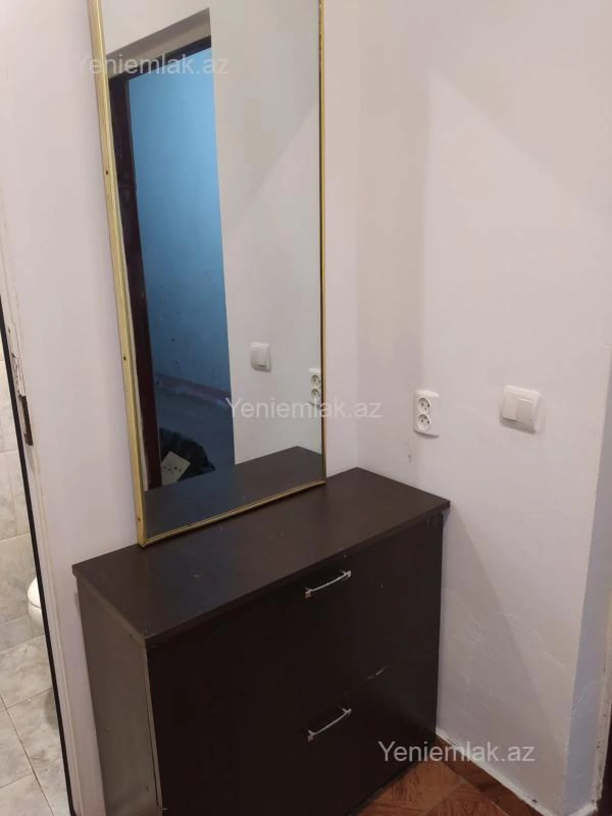 Satılır 2 otaqlı köhnə tikili 40 m²