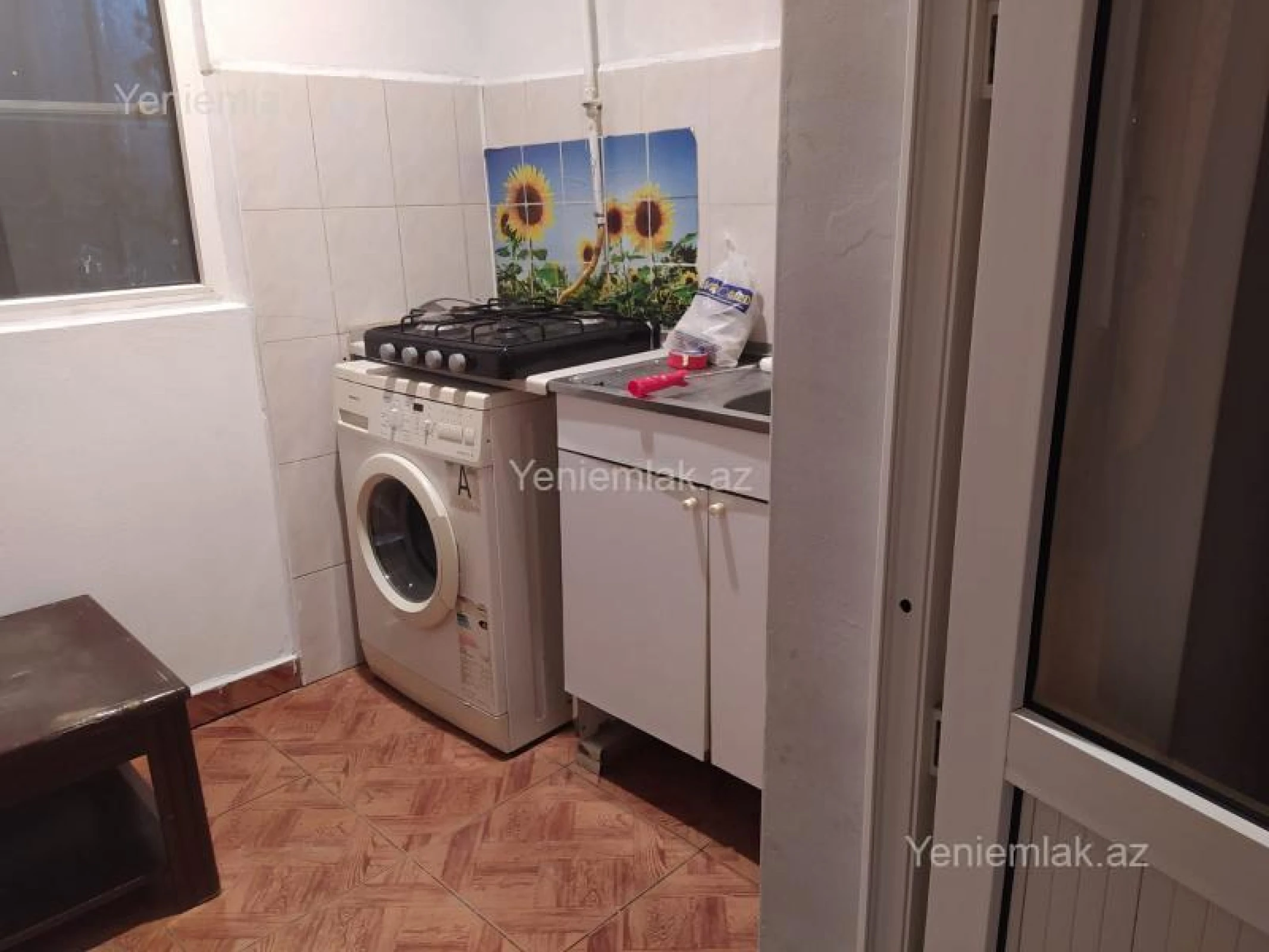 Satılır 2 otaqlı köhnə tikili 40 m²