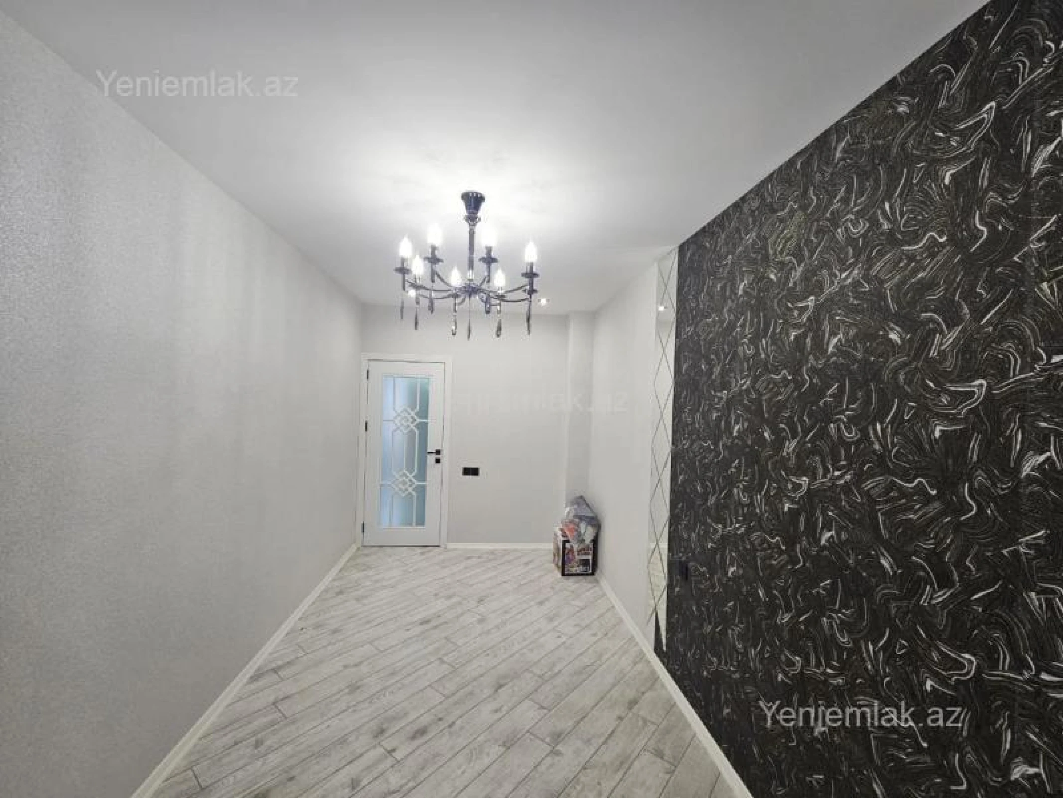 Satılır 2 otaqlı köhnə tikili 55 m²