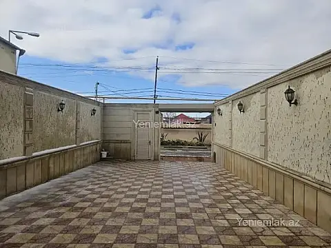 Satılır 5 otaqlı həyət evi 150 m²