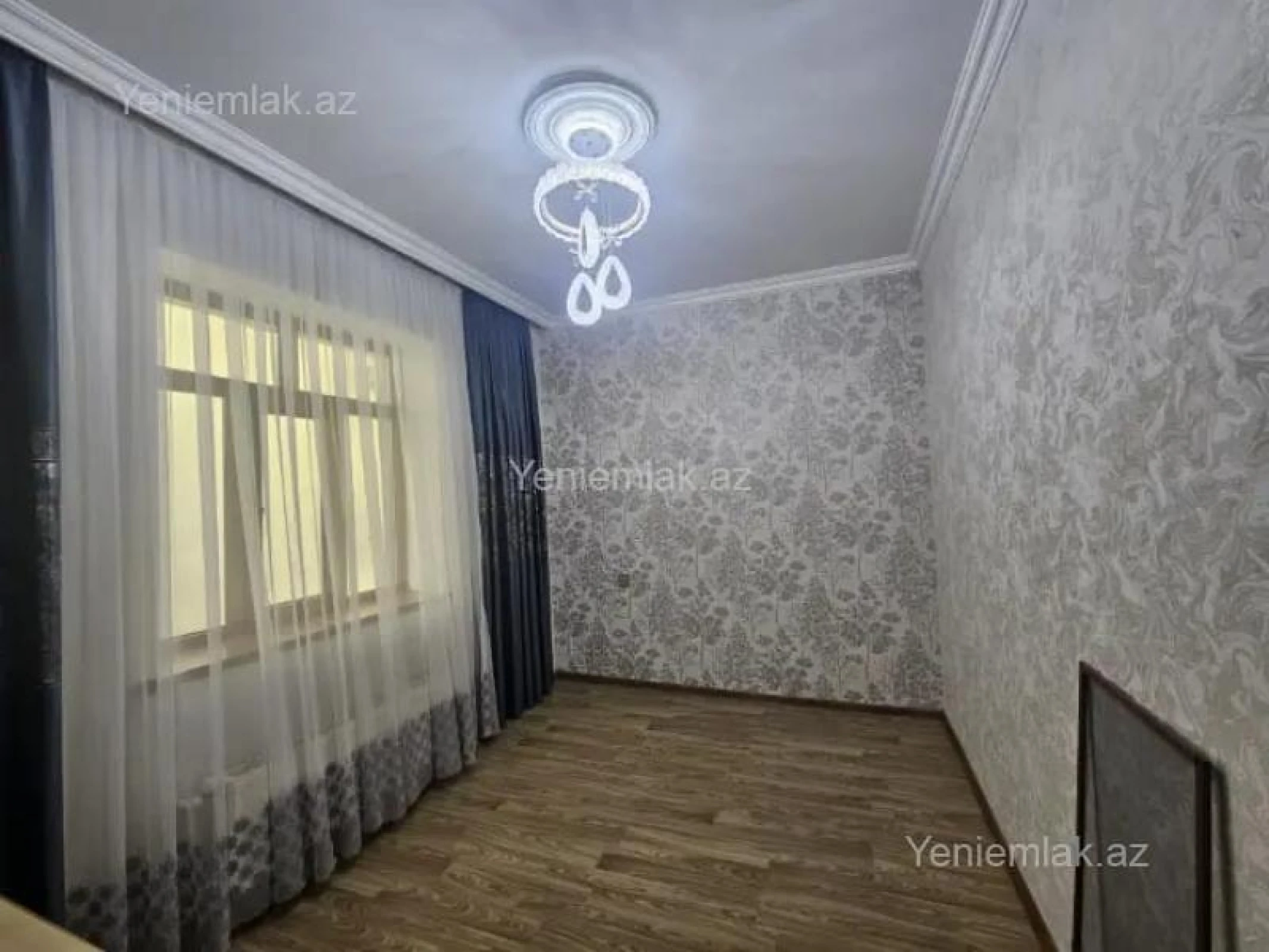 Satılır 5 otaqlı həyət evi 150 m²