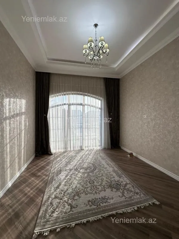 Satılır 5 otaqlı həyət evi 254 m²